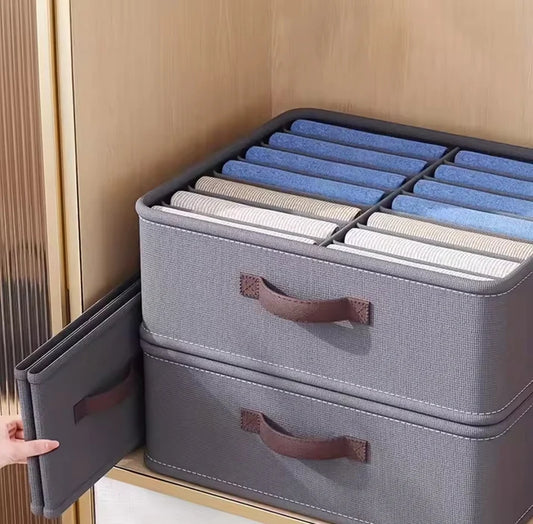 16-Slot Partitioned Closet Organizers – On Sale!