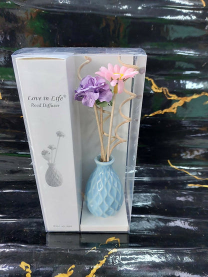Decorative flowers &ceramic vase Reed diffuser with 50ml long lasting essential oil